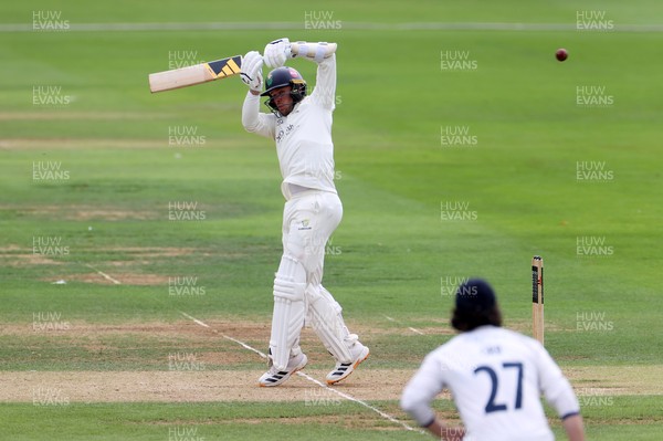 280826 - Glamorgan v Hampshire, Rothesay County Championship Division 1 - Mason Crane of Glamorgan batting