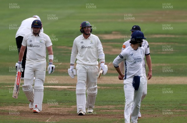 280826 - Glamorgan v Hampshire, Rothesay County Championship Division 1 - Dan Douthwaite and Timm Van Der Gugten