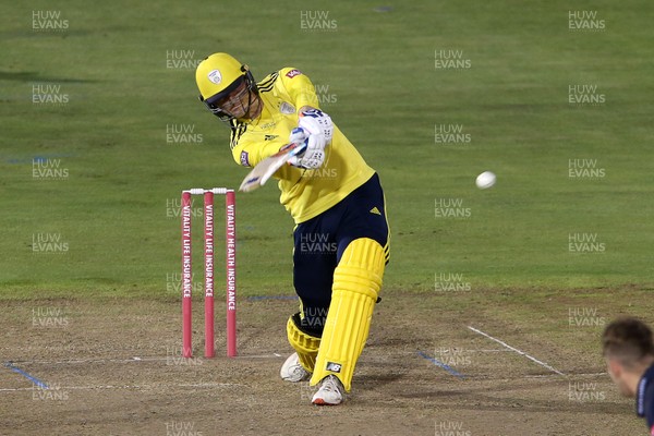 300819 - Glamorgan v Hampshire - Vitality T20 Blast - Aneurin Donald of Hampshire batting