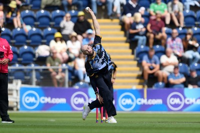 060725 - Glamorgan v Kent - T20, Vitality Blast - Jamie Mcilroy of Glamorgan bowling