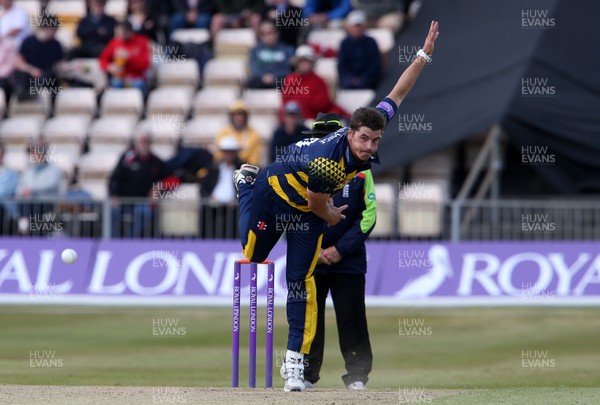 140517 - Glamorgan v Kent - Royal London One-Day Cup - Marchant de Lange of Glamorgan bowling