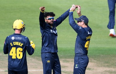 160621 - Glamorgan v Kent - T20 Vitality Blast - Prim Sisodiya of Glamorgan celebrates the wicket of Daniel Bell-Drummond of Kent