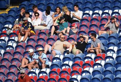 160621 - Glamorgan v Kent - T20 Vitality Blast - Fans look on during the game