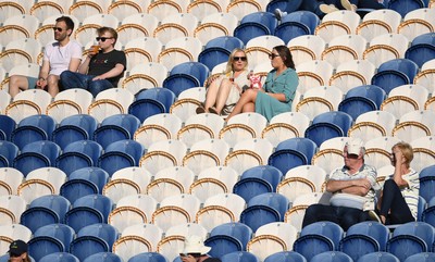 160621 - Glamorgan v Kent - T20 Vitality Blast - Fans look on during the game