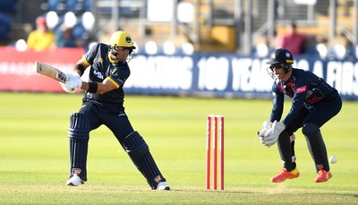 160621 - Glamorgan v Kent - T20 Vitality Blast - Colin Ingram of Glamorgan plays a shot