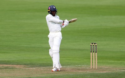 220725 - Glamorgan v Kent - Rothesay County Championship Division 2 - Daniel Bell-Drummond of Kent batting