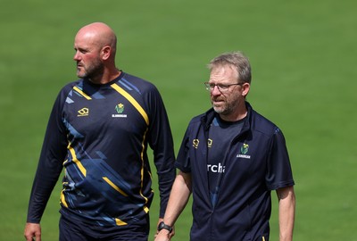 220725 - Glamorgan v Kent - Rothesay County Championship Division 2 - David Harrison and Head Coach Richard Dawson