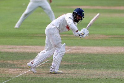 220725 - Glamorgan v Kent - Rothesay County Championship Division 2 - Zain ul Hassan of Glamorgan batting