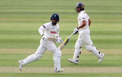220725 - Glamorgan v Kent - Rothesay County Championship Division 2 - Zain ul Hassan and Kiran Carlson of Glamorgan batting