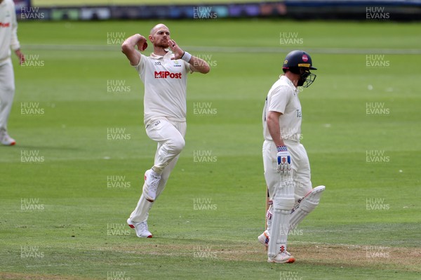 220725 - Glamorgan v Kent - Rothesay County Championship Division 2 - James Harris of Glamorgan bowling