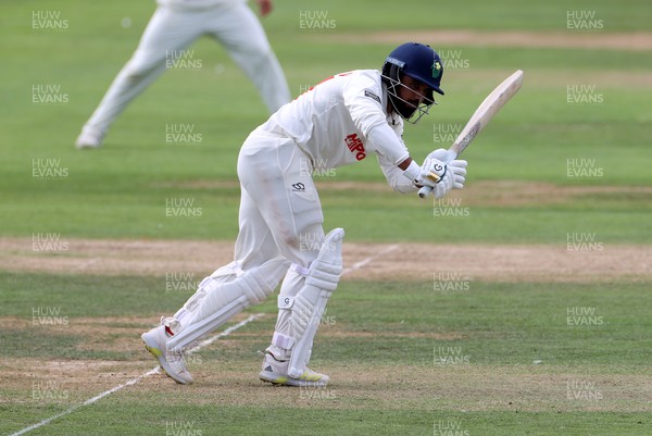 220725 - Glamorgan v Kent - Rothesay County Championship Division 2 - Zain ul Hassan of Glamorgan batting