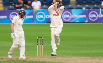 240725  Glamorgan v Kent, Rothesay County Championship Division 2, Day 3 - Ben Kellaway of Glamorgan bowls