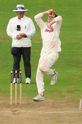 240725  Glamorgan v Kent, Rothesay County Championship Division 2, Day 3 - Ben Kellaway of Glamorgan bowls