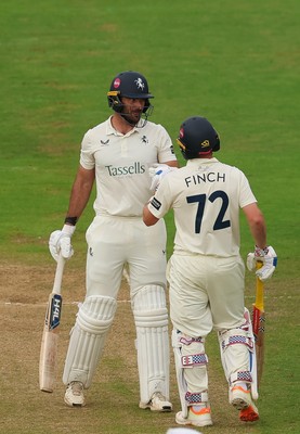 240725  Glamorgan v Kent, Rothesay County Championship Division 2, Day 3 - Grant Stewart of Kent and Harry Finch of Kent