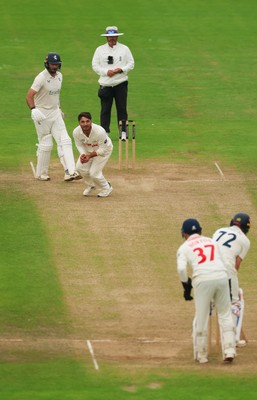 240725  Glamorgan v Kent, Rothesay County Championship Division 2, Day 3 - Kiran Carlson of Glamorgan dimisses Harry Finch of Kent