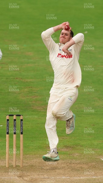 240725  Glamorgan v Kent, Rothesay County Championship Division 2, Day 3 - Ben Kellaway of Glamorgan bowls