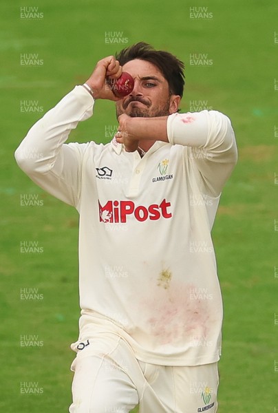 240725  Glamorgan v Kent, Rothesay County Championship Division 2, Day 3 - Kiran Carlson of Glamorgan bowls