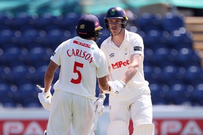 250725 - Glamorgan v Kent - Rothesay County Championship Division 2 - Kiran Carlson and Ben Kellaway of Glamorgan batting