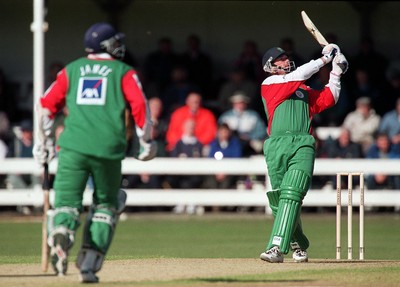 260498 - Glamorgan v Kent - AXA League -  Steve James watches captain Matthew Maynard hit a six off Ben Phillips