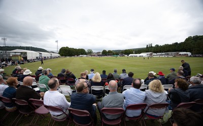 170822 - Glamorgan v Lancashire, Royal London One Day Cup - Crowds watch the match as Glamorgan take on Lancashire at Neath Cricket Club, Neath