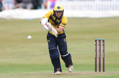 170822 - Glamorgan v Lancashire, Royal London One Day Cup - Colin Ingram of Glamorgan  plays a shot