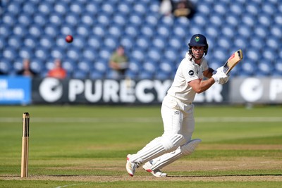 240925 - Glamorgan v Lancashire - Rothesay County Championship - Chris Cooke of Glamorgan batting
