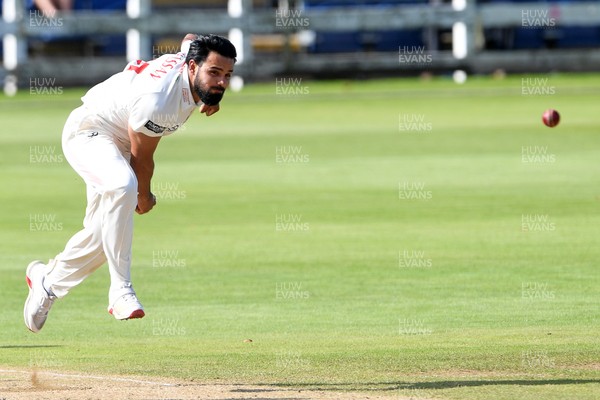 250925 - Glamorgan v Lancashire - Rothesay County Championship - Zain Ul Hassan of Glamorgan bowling