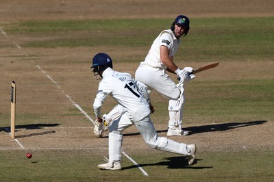 260925 - Glamorgan v Lancashire, Rothesay County Championship - Colin Ingram of Glamorgan batting