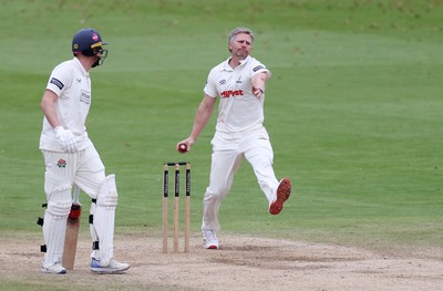 260925 - Glamorgan v Lancashire, Rothesay County Championship - Timm Van Der Gugten of Glamorgan bowling
