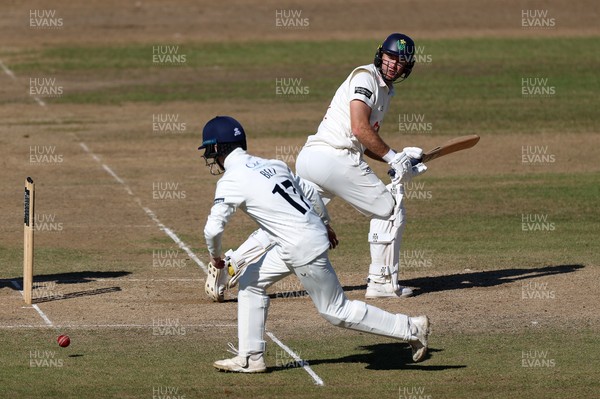 260925 - Glamorgan v Lancashire, Rothesay County Championship - Colin Ingram of Glamorgan batting