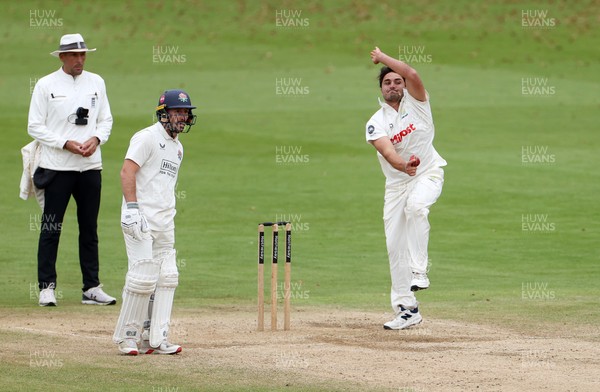260925 - Glamorgan v Lancashire, Rothesay County Championship - Kiran Carlson of Glamorgan bowling