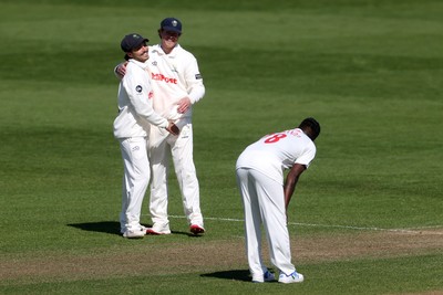 050425 - Glamorgan v Leicestershire - Rothesay County Championship Division 2 - Kiran Carlson of Glamorgan celebrates catching Sol Budinger of Leicestershire