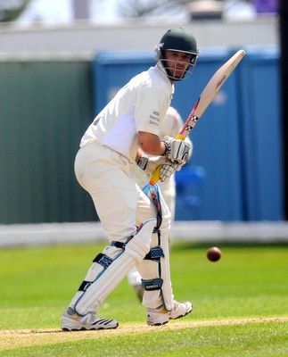 21.07.10. LV= County Championship Cricket, Division 2, Glamorgan v Leicestershire. Jacques du Toit batting for Leicestershire. 