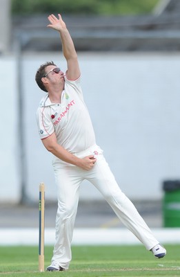 21.07.10 - Glamorgan v Leicestershire - LV County Championship Division 2 - Robert Croft of Glamorgan bowls. 