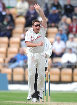 21.07.10 - Glamorgan v Leicestershire - LV County Championship Division 2 - Robert Croft of Glamorgan celebrates taking the wicket of Jacques du Toit of Leicestershire. 