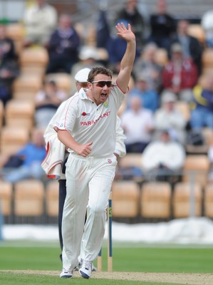 21.07.10 - Glamorgan v Leicestershire - LV County Championship Division 2 - Robert Croft of Glamorgan celebrates taking the wicket of Jacques du Toit of Leicestershire. 