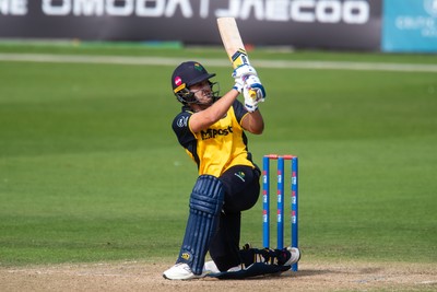 260825 - Glamorgan v Leicestershire - Metro Bank One Day Cup - 