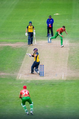 260825 - Glamorgan v Leicestershire - Metro Bank One Day Cup - 