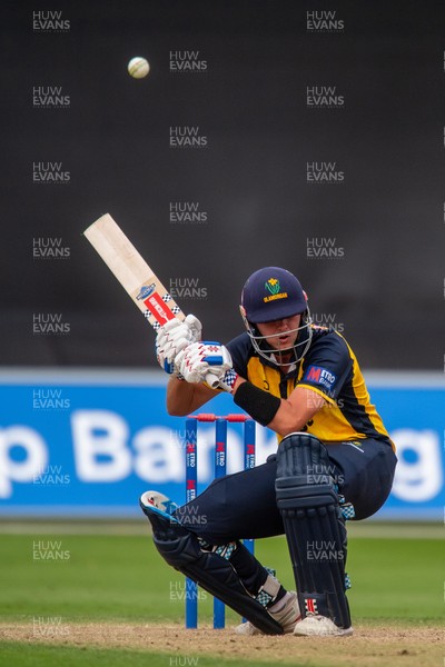 260825 - Glamorgan v Leicestershire - Metro Bank One Day Cup - Will Smale of Glamorgan CCC evades a bouncer