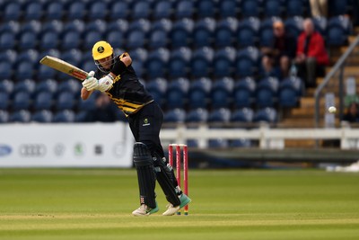 120724 - Glamorgan v Middlesex - T20, Vitality Blast - Will Smale of Glamorgan batting