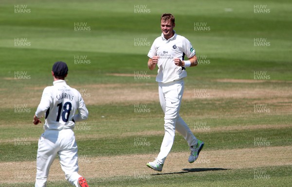 150719 - Glamorgan v Middlesex - Specsavers County Championship Division Two - Tom Helm of Middlesex celebrates after Nick Selman of Glamorgan was caught by John Simpson