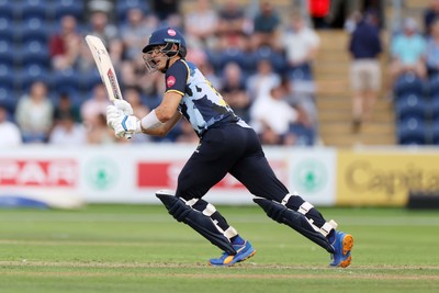 180725 - Glamorgan v Middlesex - Vitality T20 Blast - Asa Tribe of Glamorgan batting