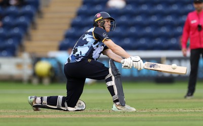 180725 - Glamorgan v Middlesex - Vitality T20 Blast - Ben Kellaway of Glamorgan batting