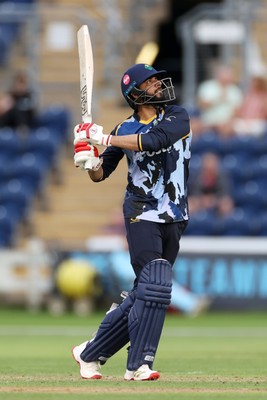 180725 - Glamorgan v Middlesex - Vitality T20 Blast - Imad Wasim of Glamorgan batting