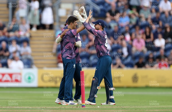 180725 - Glamorgan v Middlesex - Vitality T20 Blast - Jamie Feldman of Middlesex celebrates taking the wicket of Kiran Carlson of Glamorgan