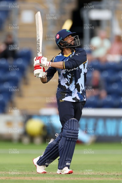 180725 - Glamorgan v Middlesex - Vitality T20 Blast - Imad Wasim of Glamorgan batting