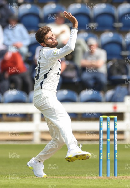 210422 - Glamorgan v Middlesex, LV= County Championship Division 2  - Shaheen Afridi of Middlesex bowls