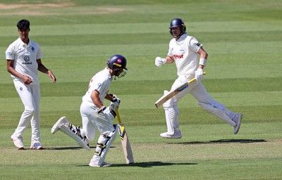 230525 - Glamorgan v Middlesex - Rothesay County Championship, Division Two - Sam Northeast of Glamorgan batting