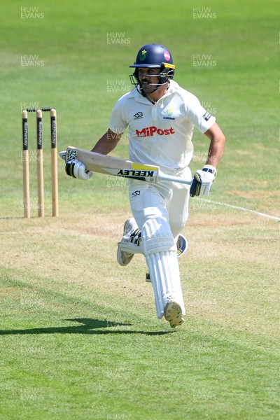 170525 - Glamorgan v Northamptonshire - Rothesay County Championship - Kiran Carlson of Glamorgan