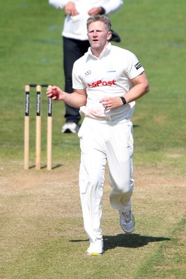 180525 - Glamorgan v Northamptonshire - Rothesay County Championship - Timm Van Der Gugten of Glamorgan bowling